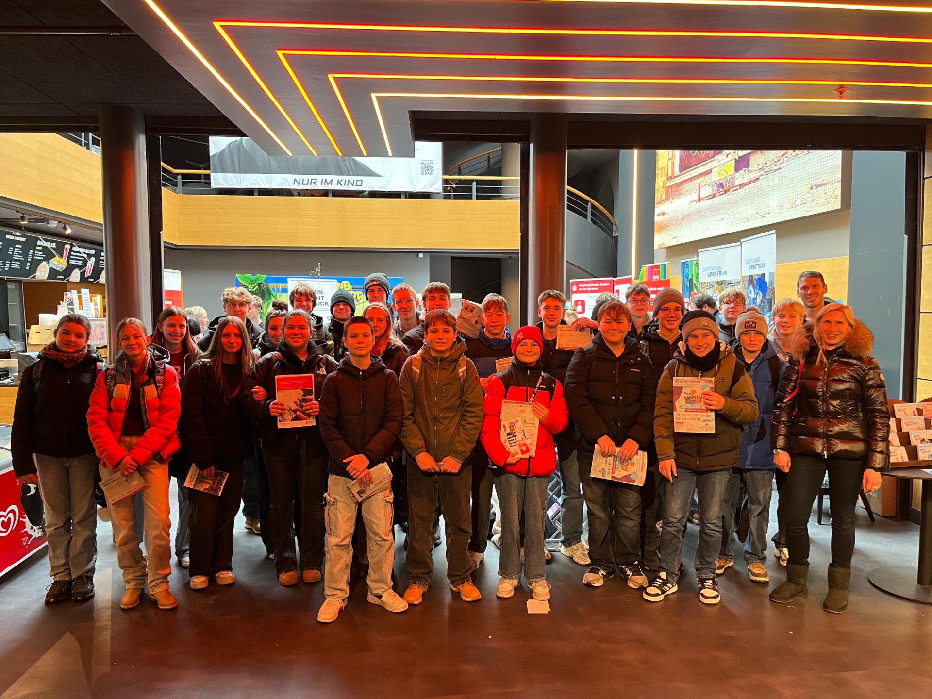 83DE8DAE-A5D7-4923-94EB-35B27A7FC934